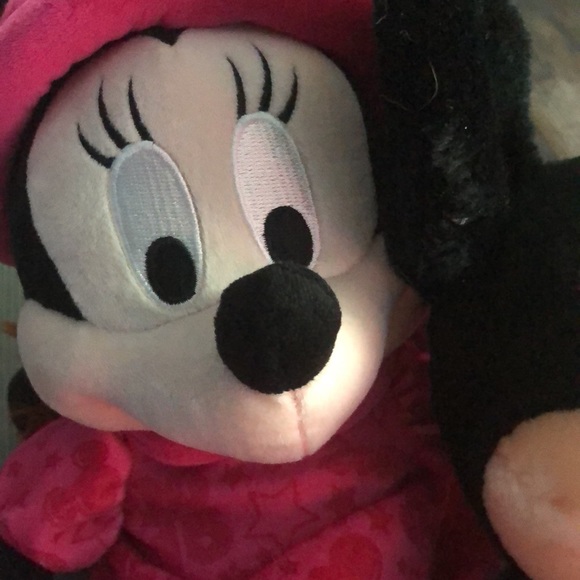 Mickey & Minnie Mouse - Picture 2 of 5